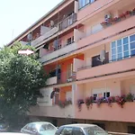 Bizjak * Πούλα
